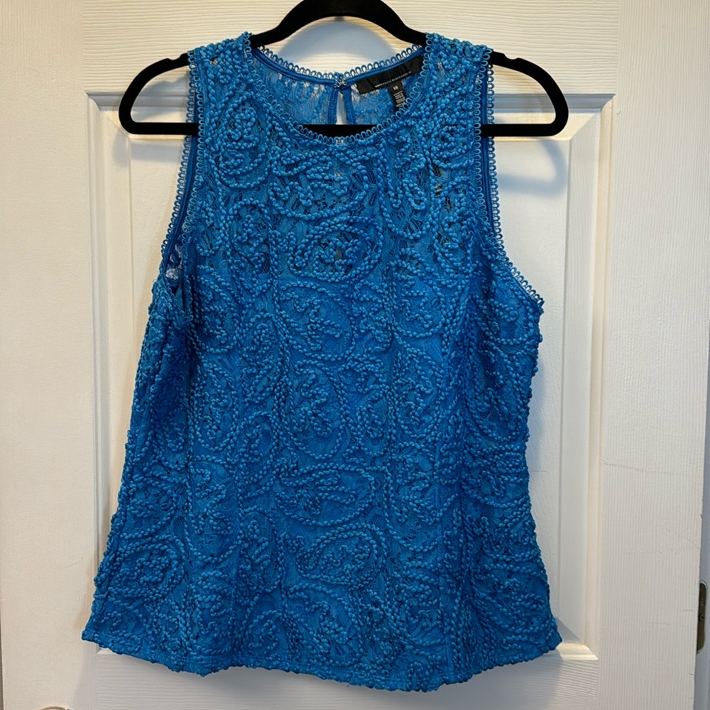 Sleeveless Blouse